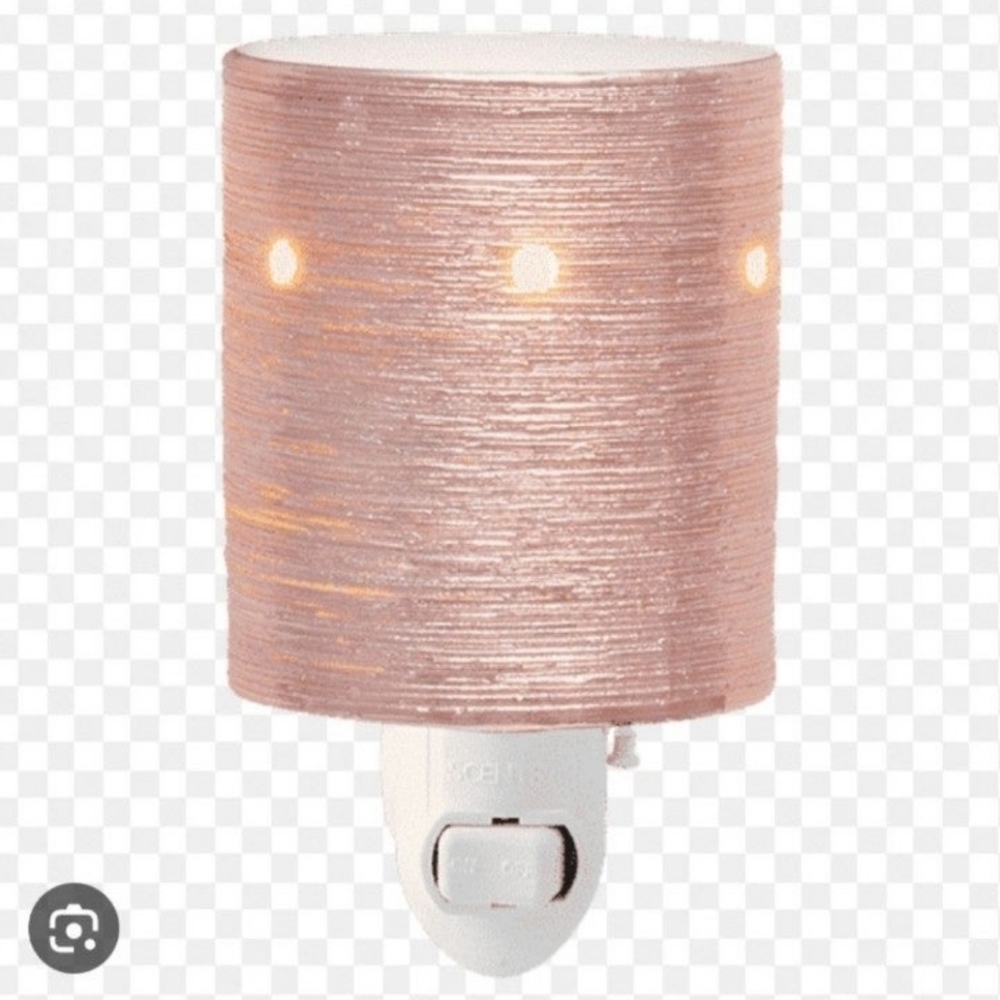 Scentsy Rose Gold Etched Core Mini Warmer